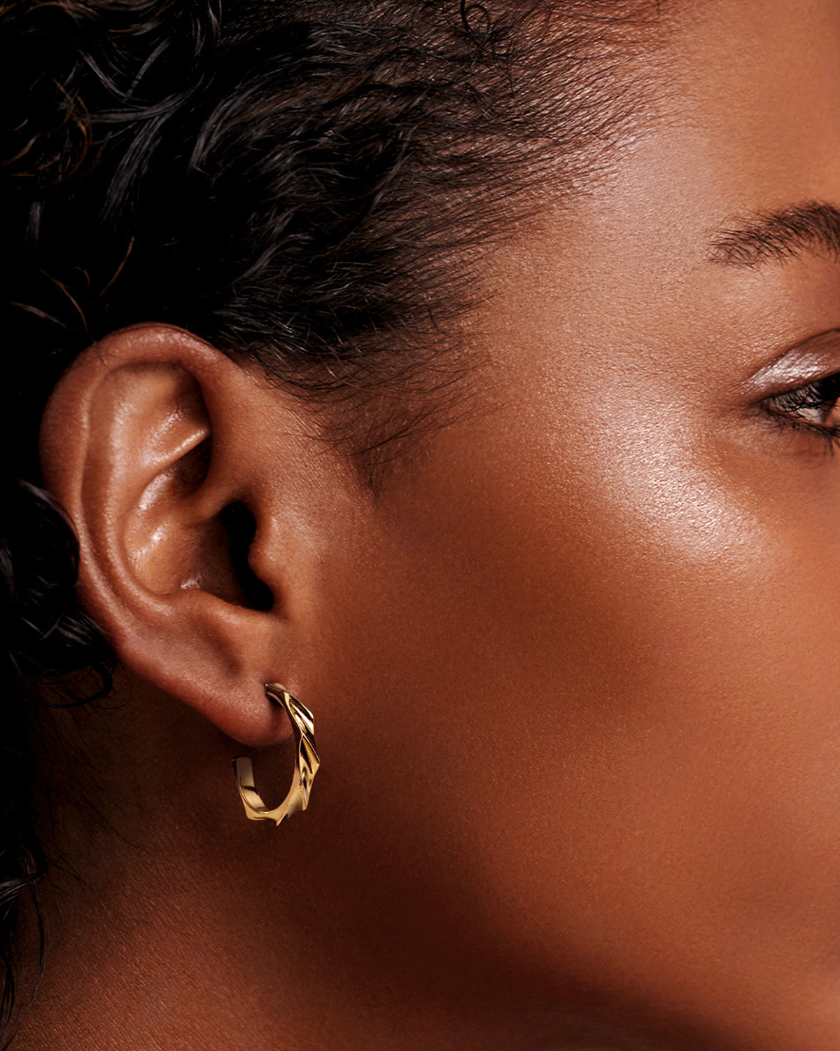 Savi Mini Hoop Earrings