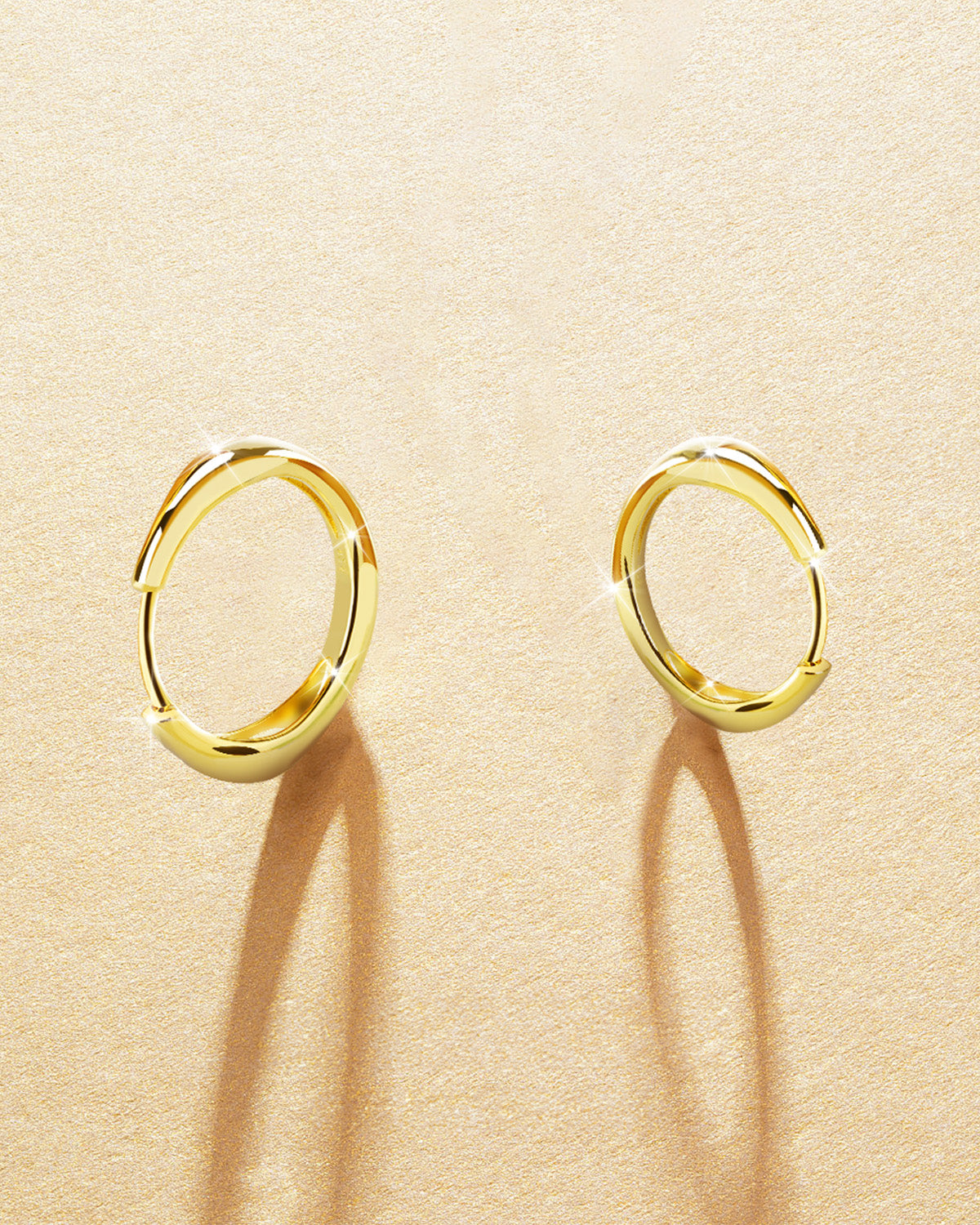 Classic Tunnel Mini Hoop Earrings